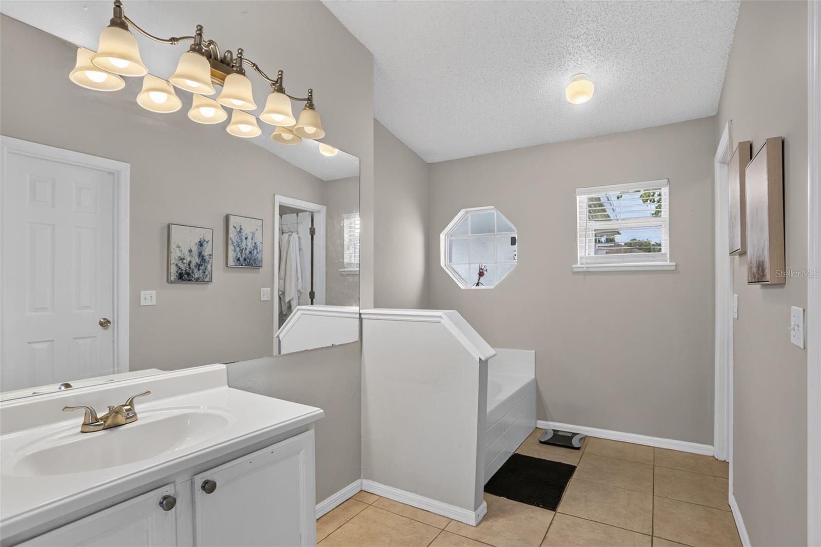 1645 Stefan Cole Ln Property Photo 14