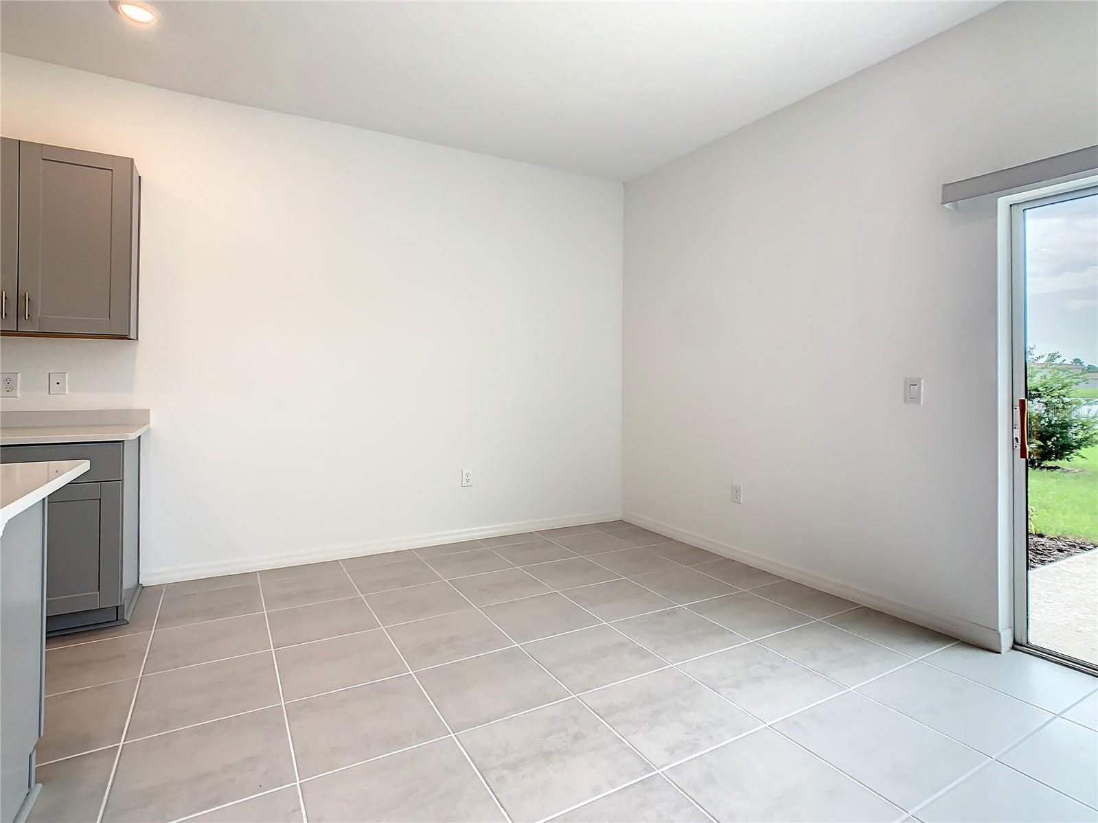 1256 Lago Vista Ct Property Photo 14
