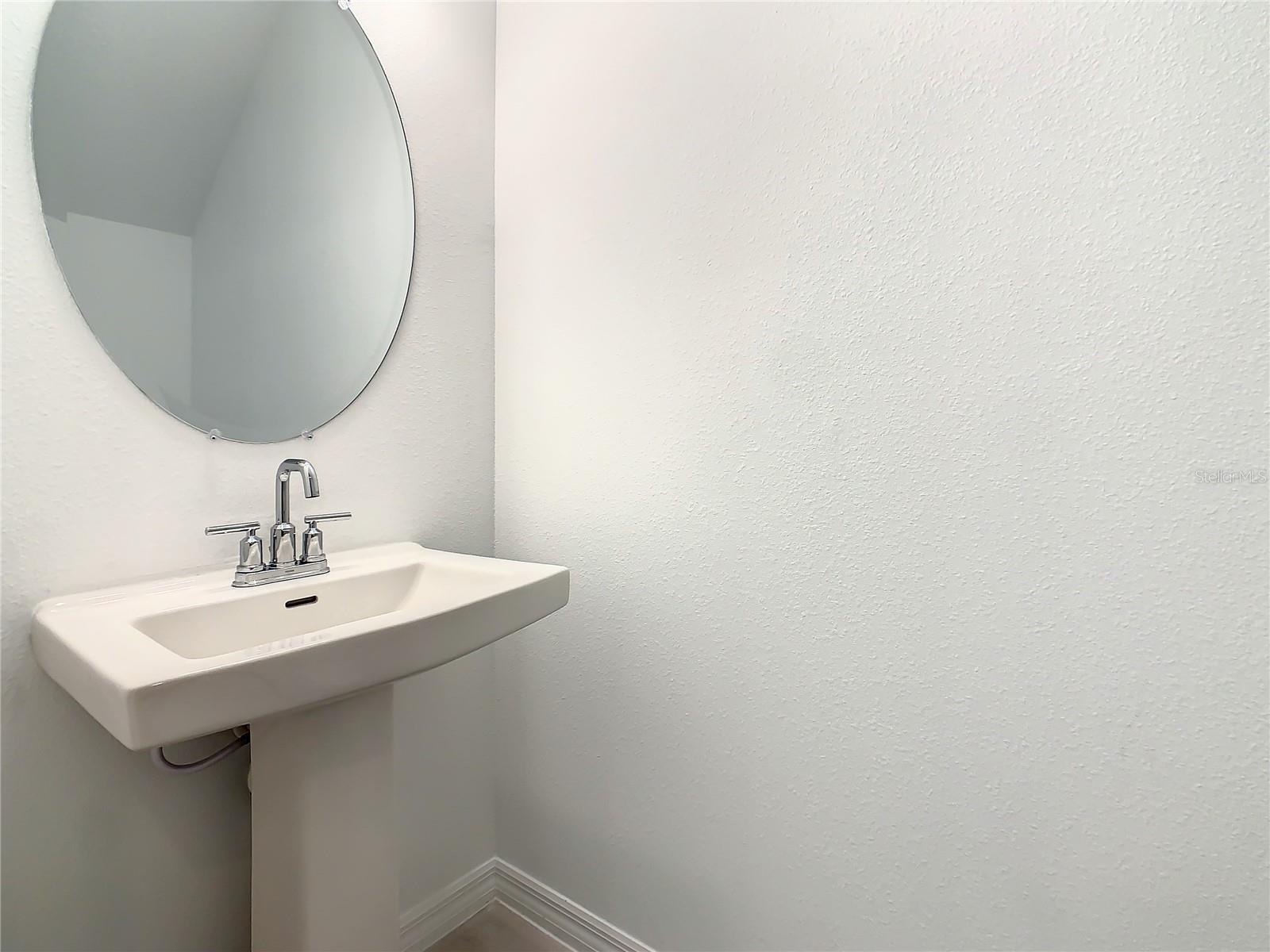 1256 Lago Vista Ct Property Photo 25