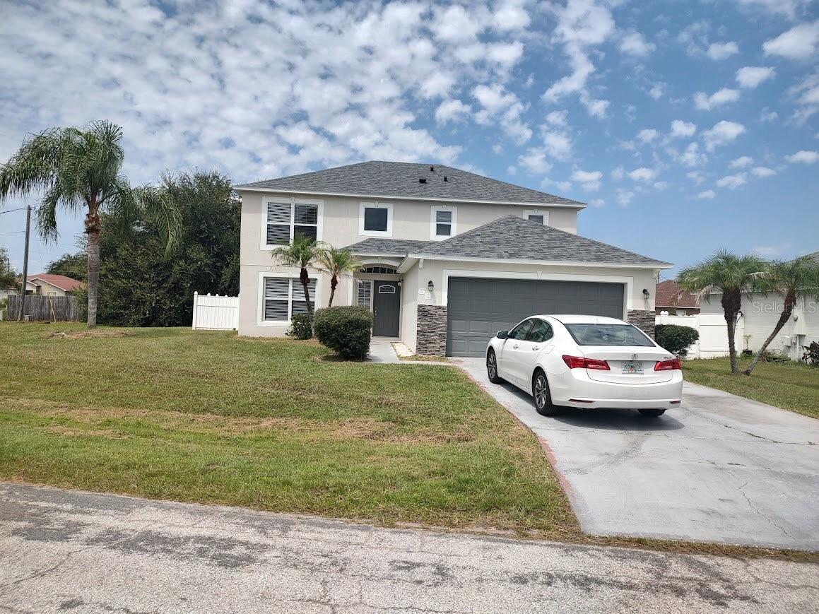 680 Basingstoke Ct Property Photo 1
