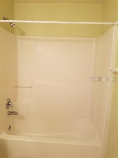 680 Basingstoke Ct Property Photo 7