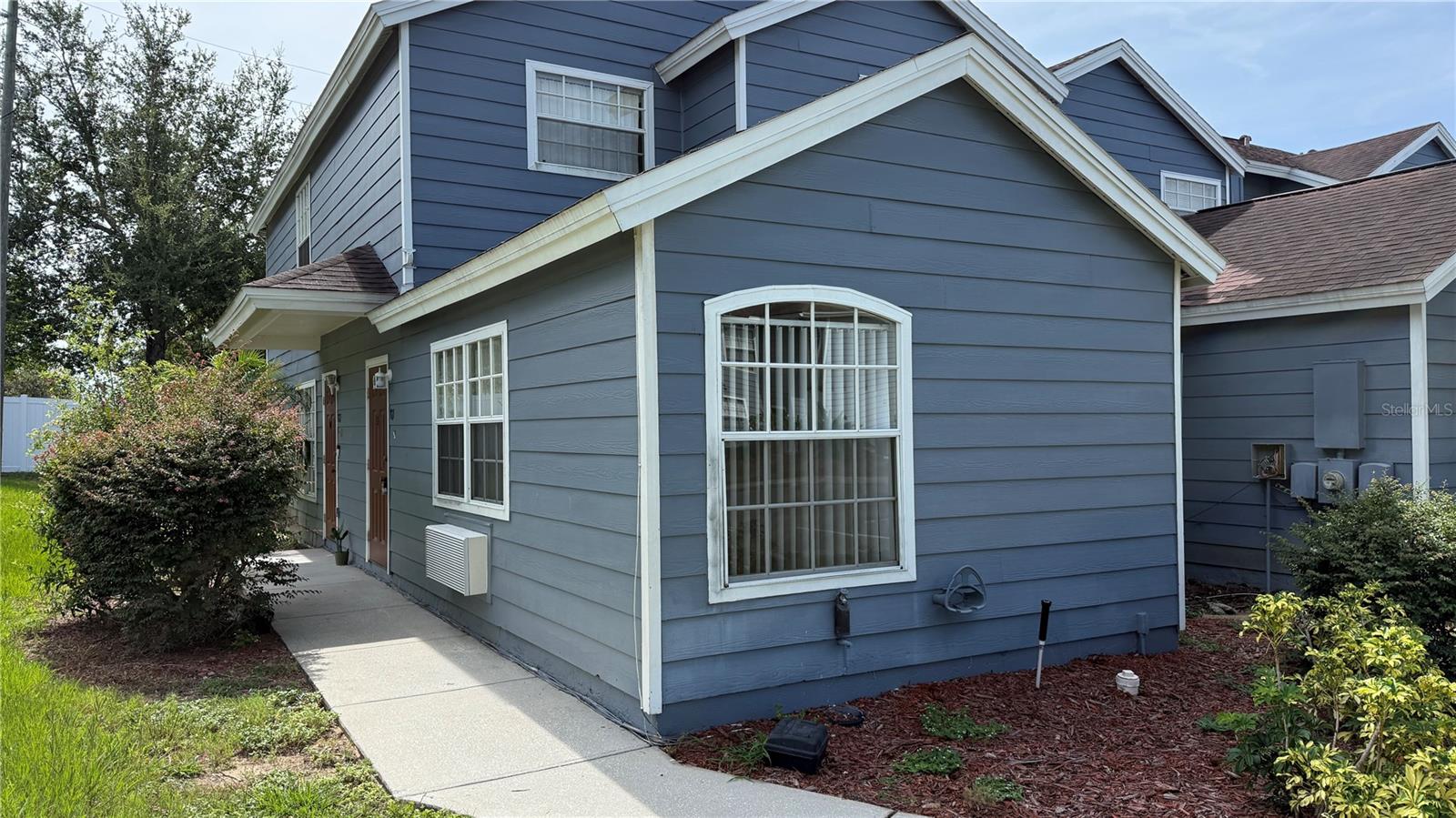 871 ORCHID DR #B Property Photo 1