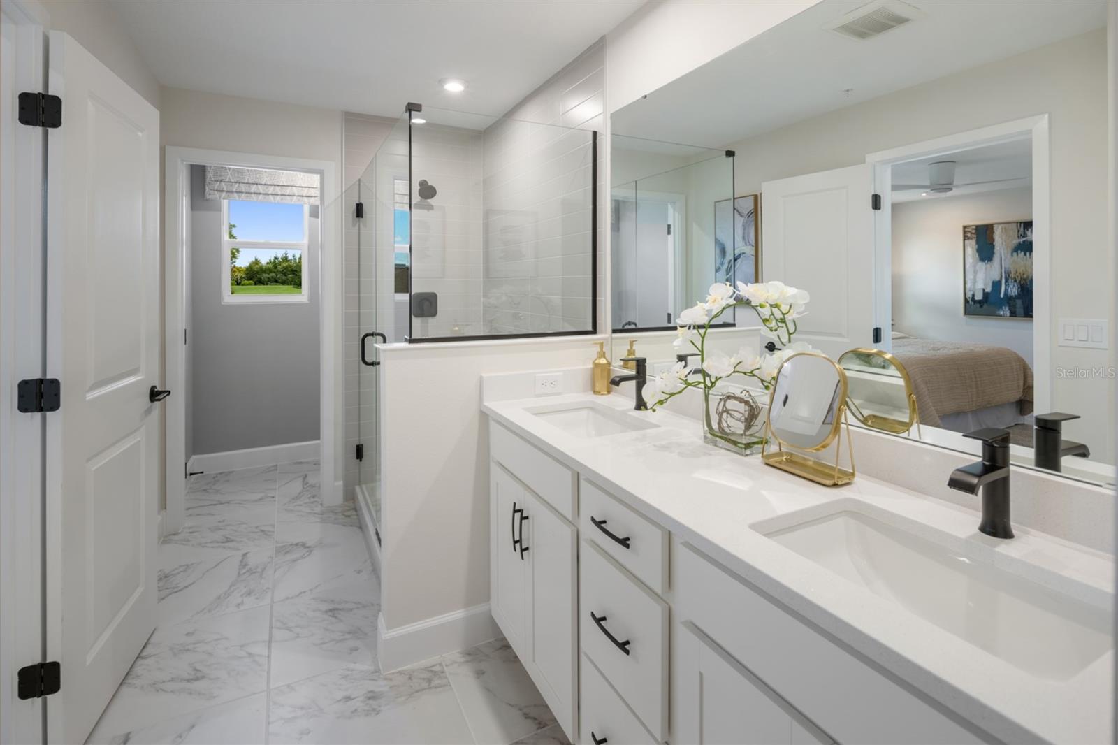 2880 Camellia Flower St Property Photo 13