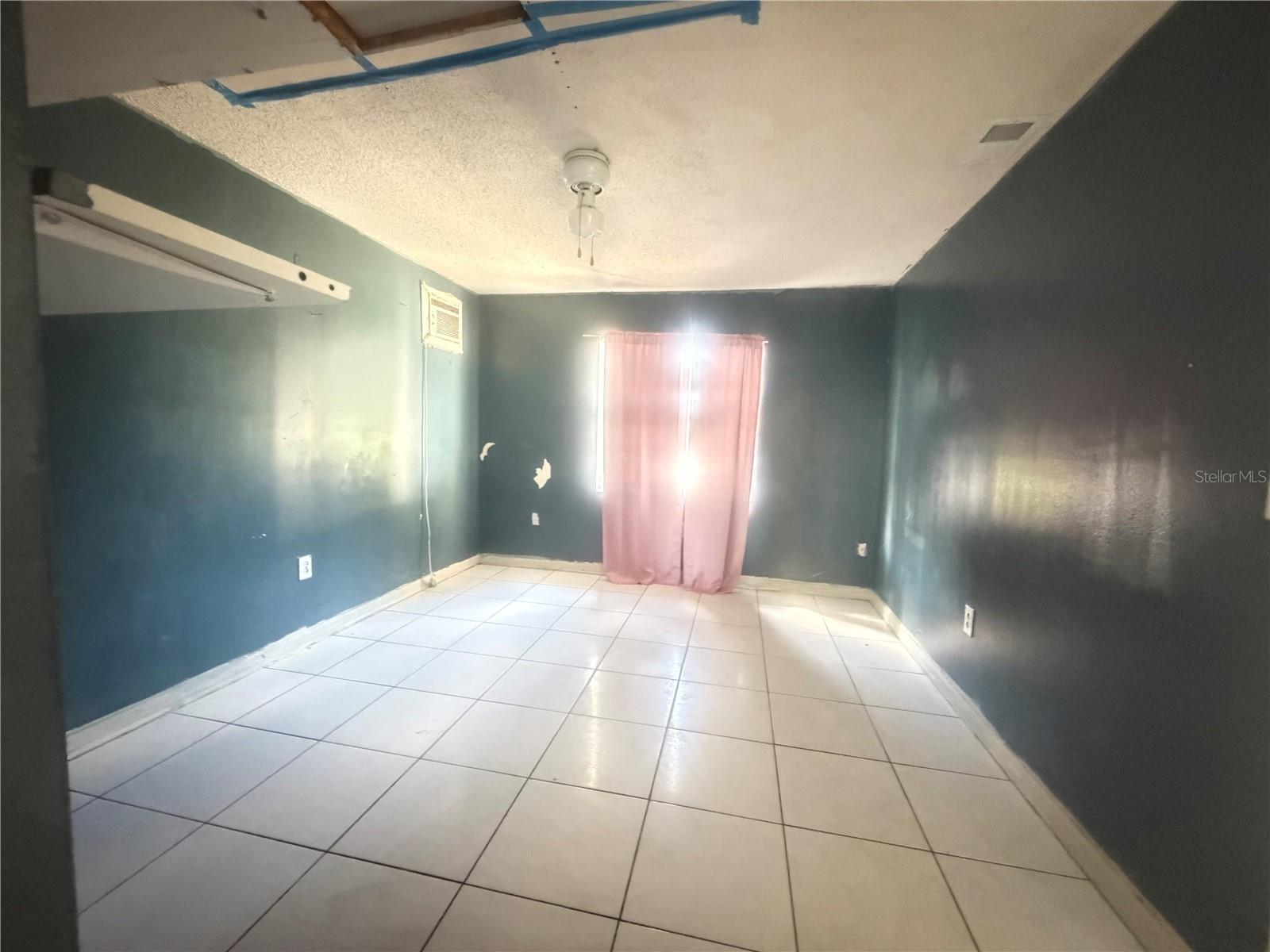 754 Trailwood Dr Property Photo 6