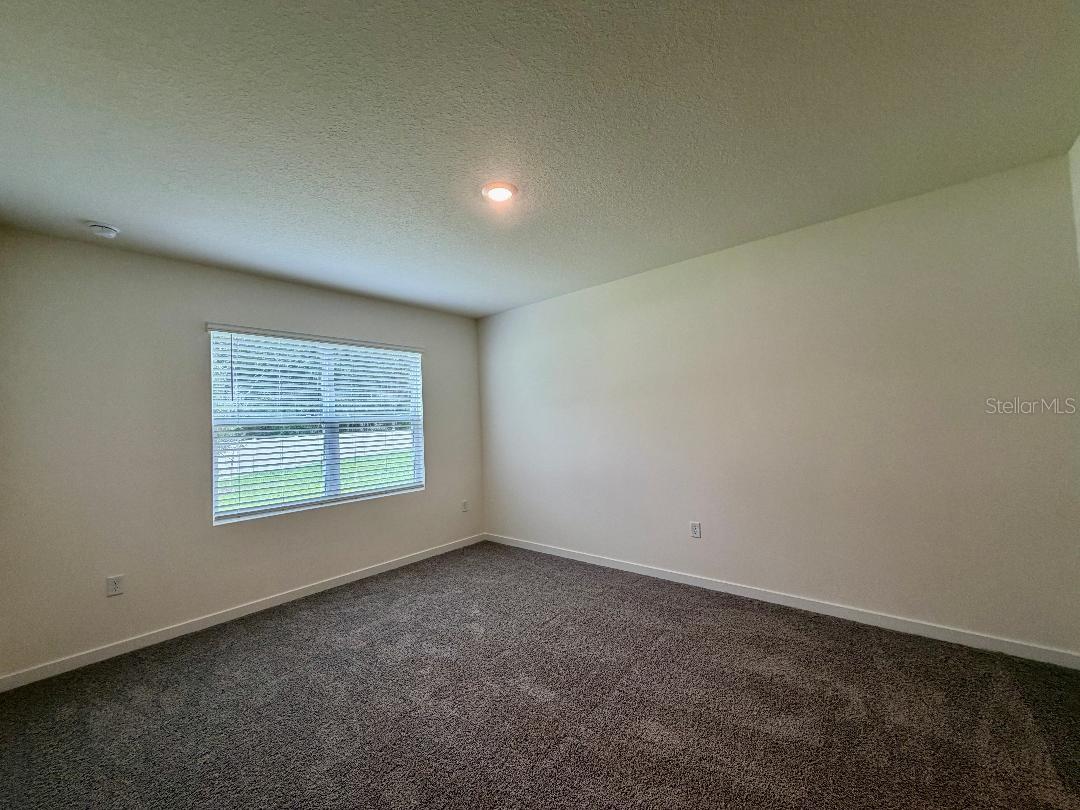 4943 Marshelder St Property Photo 9