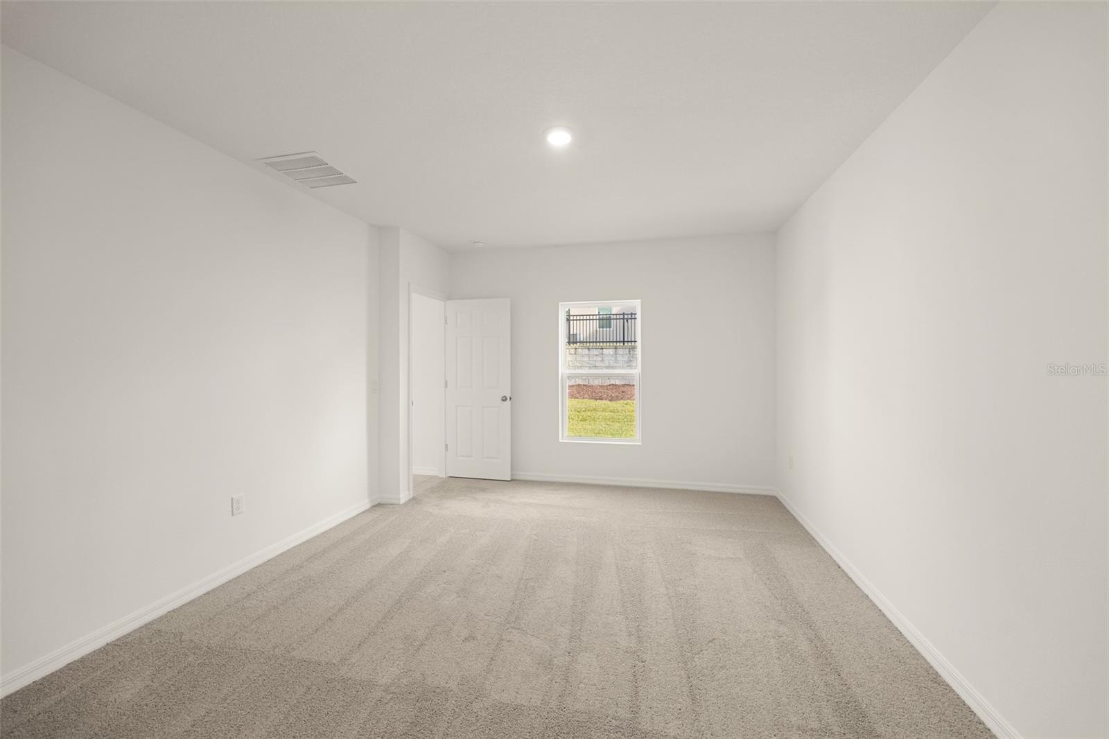 1260 White Ash Loop Property Photo 8