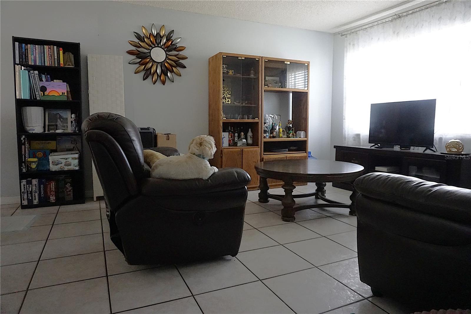 29 E Bob White St Property Photo 2