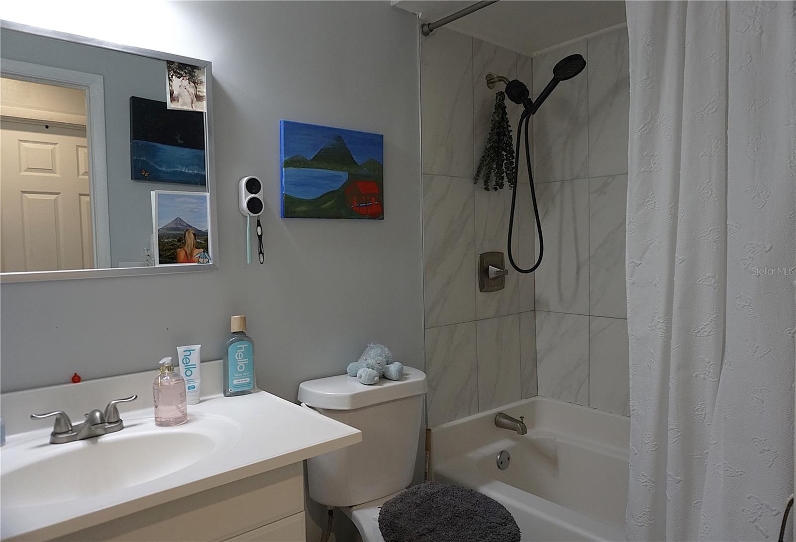 29 E Bob White St Property Photo 7