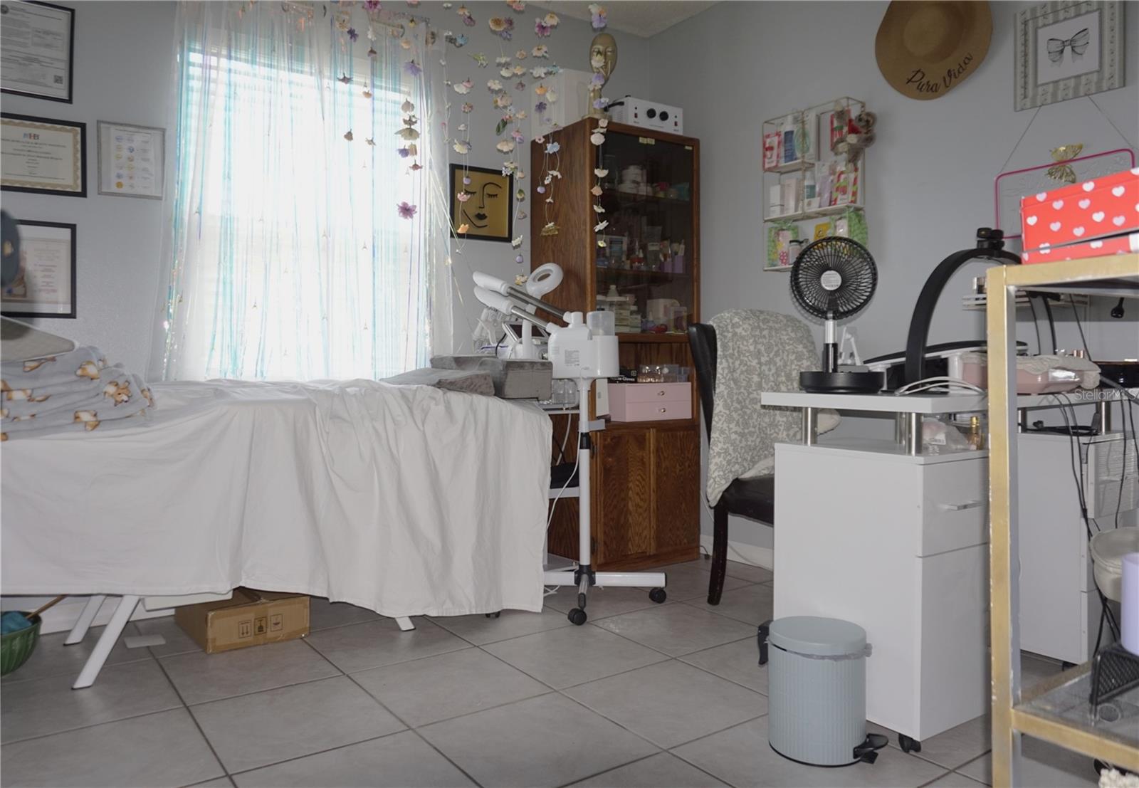 29 E Bob White St Property Photo 8