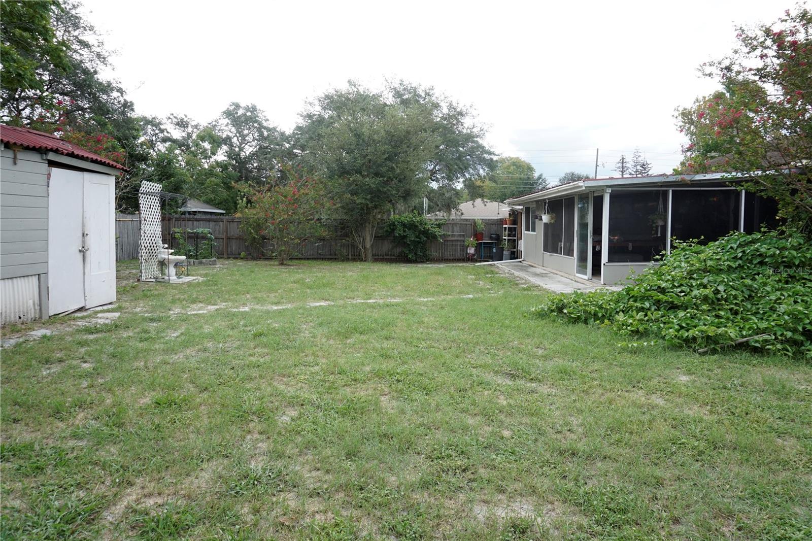29 E Bob White St Property Photo 14