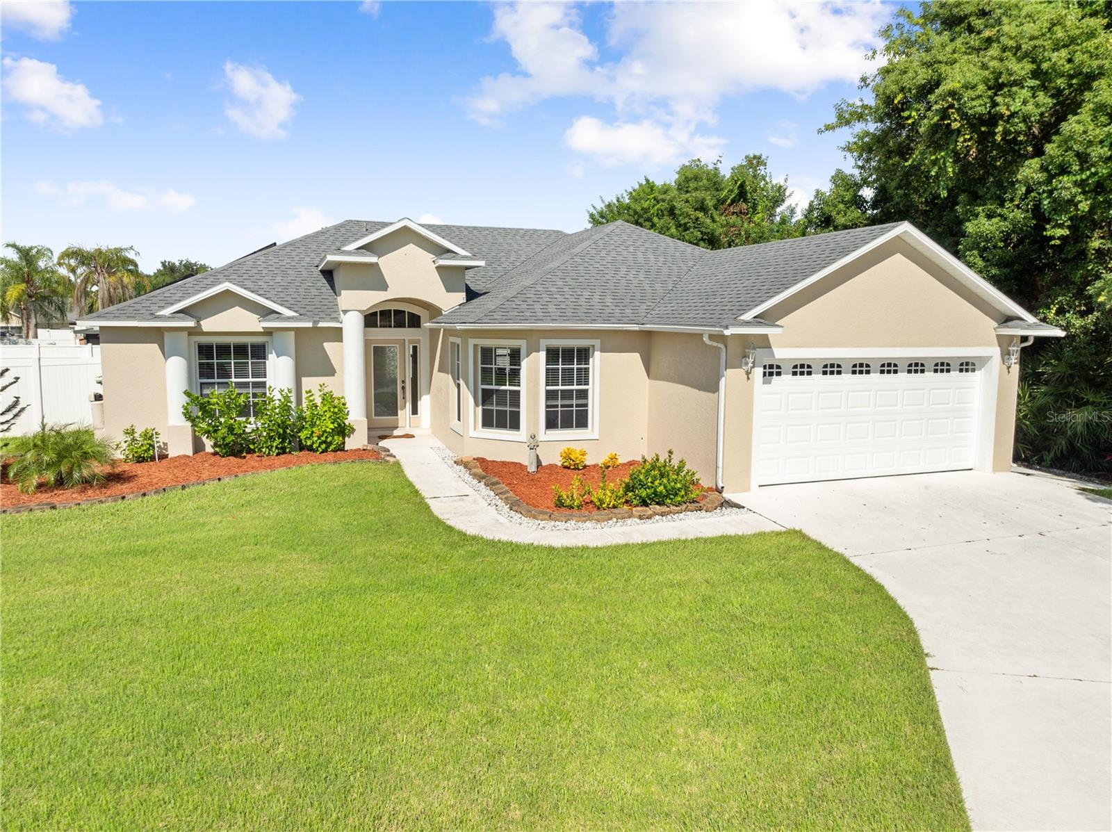 4200 Cracker Ct Property Photo 2