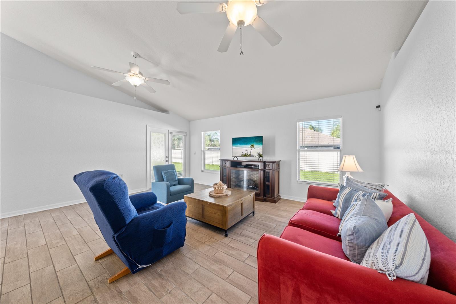 4200 Cracker Ct Property Photo 17