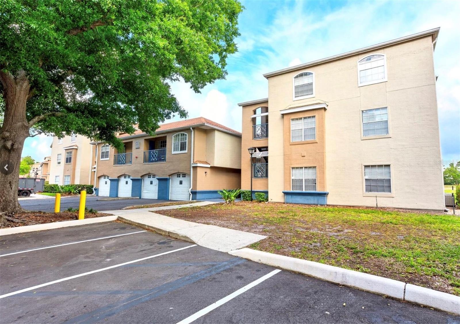 7250 WESTPOINTE BLVD #1015 Property Photo 1