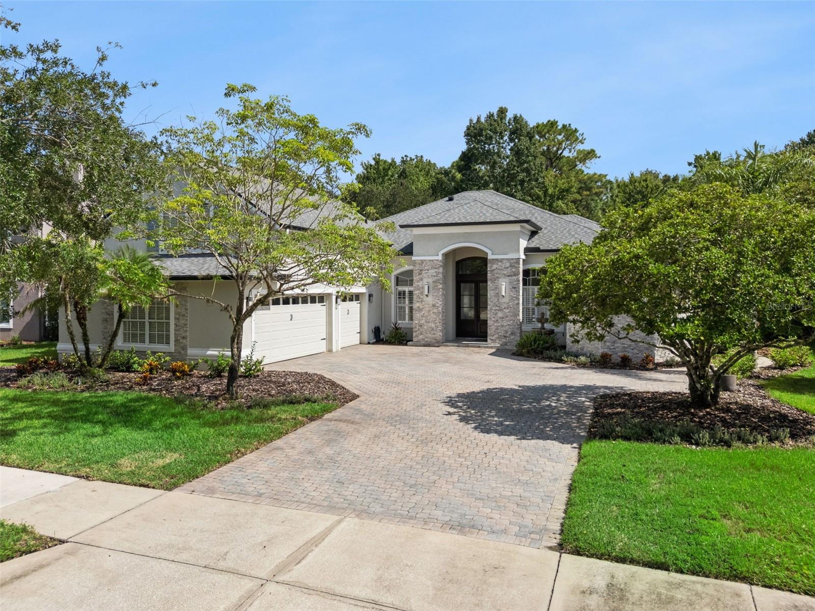 2324 FOLIAGE OAK TER