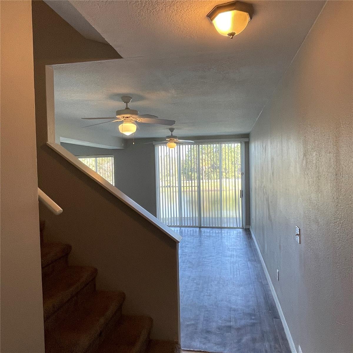 621 Washington Palm Loop Property Photo 8