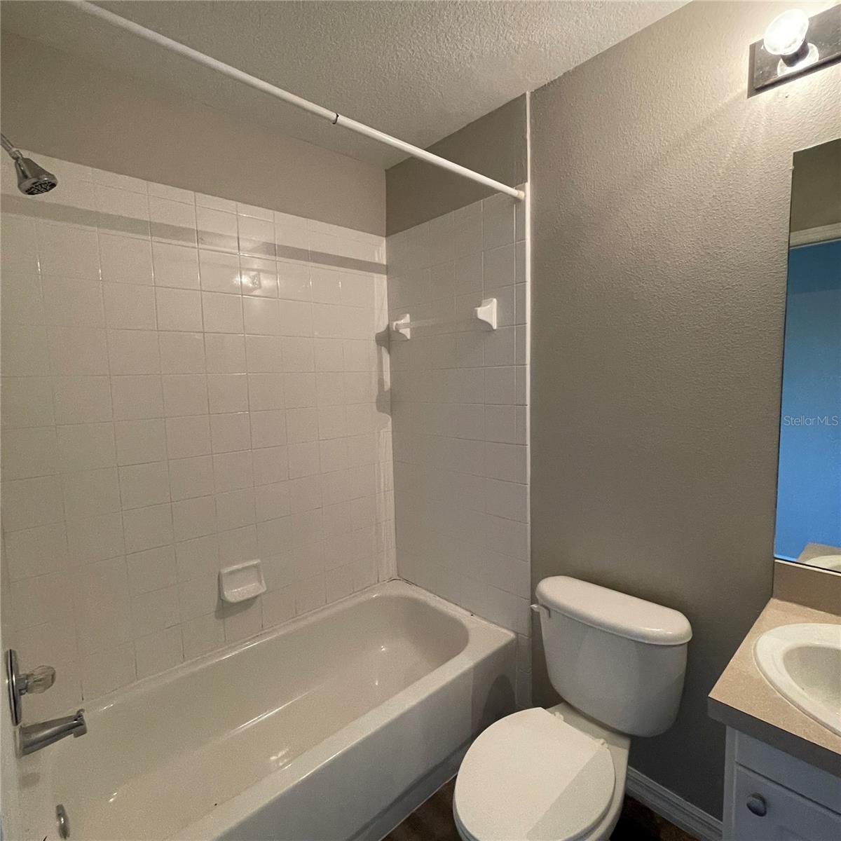 621 Washington Palm Loop Property Photo 19