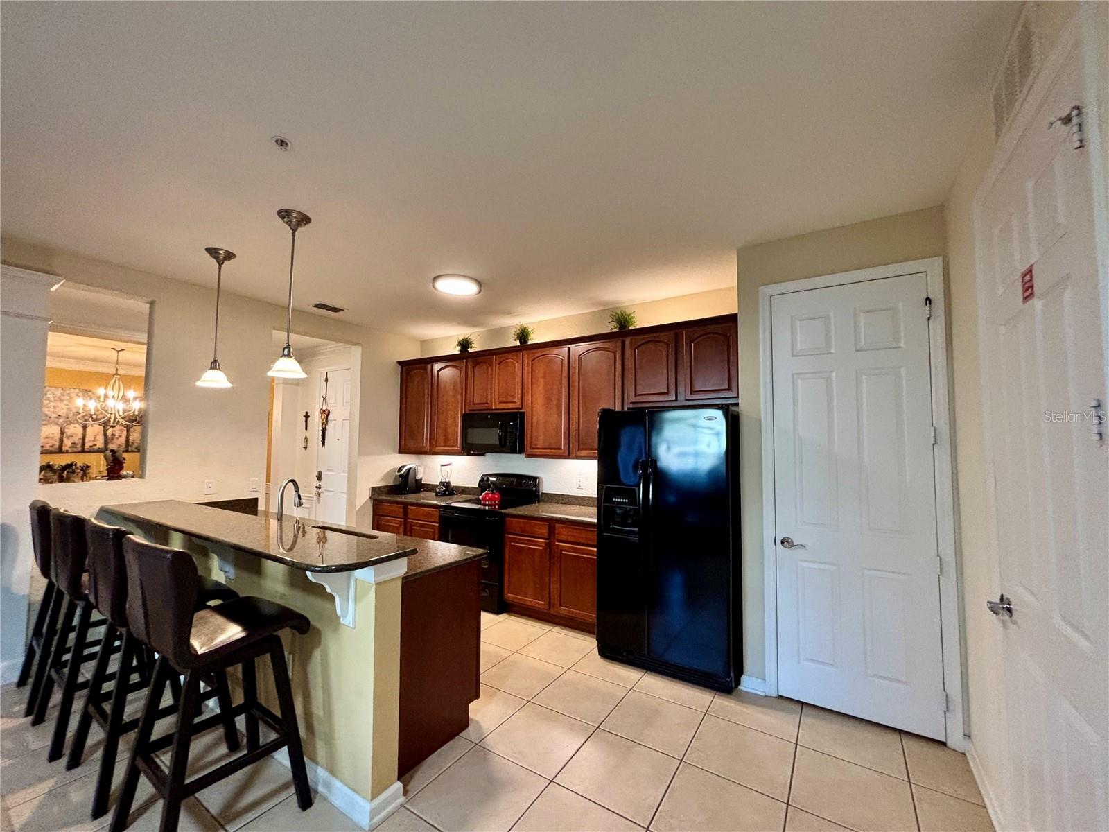5048 Shoreway Loop #101 Property Photo 5