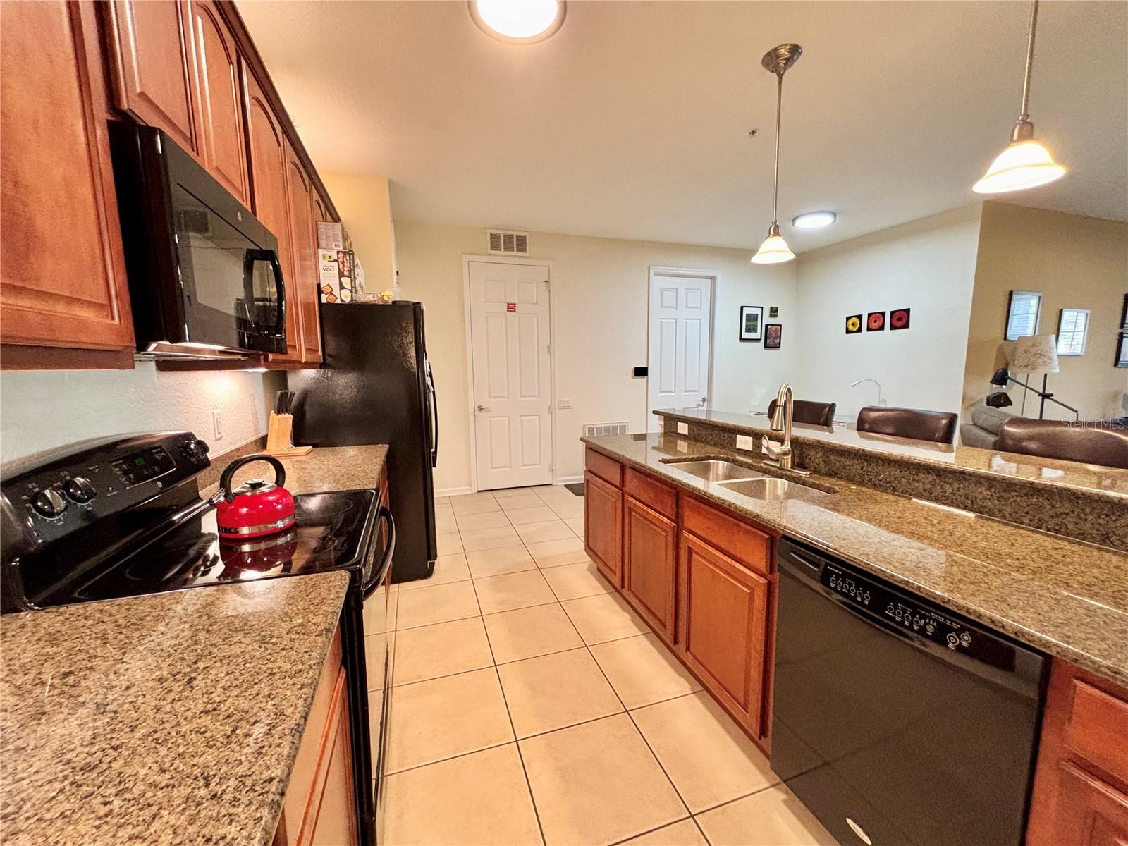 5048 Shoreway Loop #101 Property Photo 6