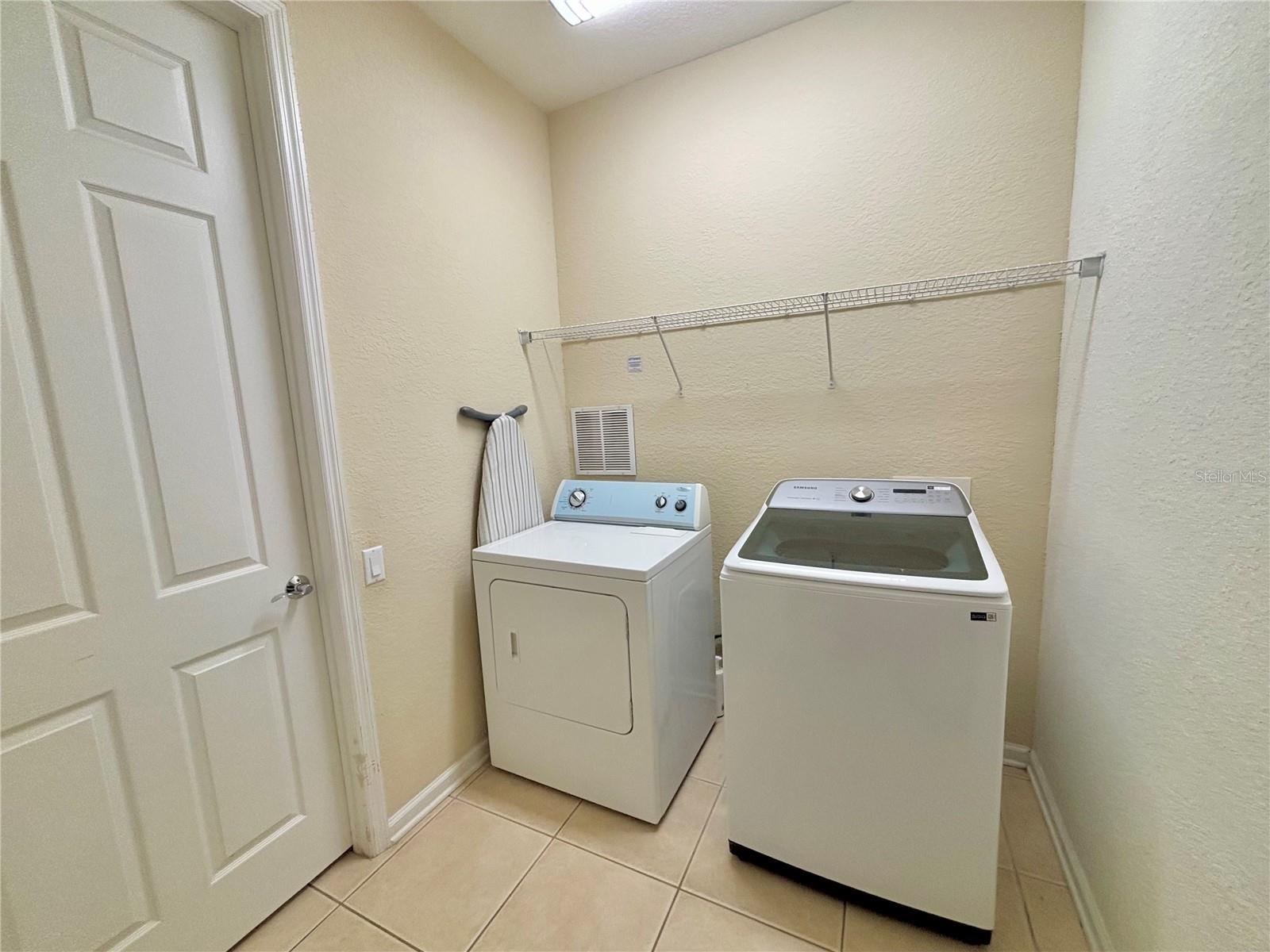 5048 Shoreway Loop #101 Property Photo 7