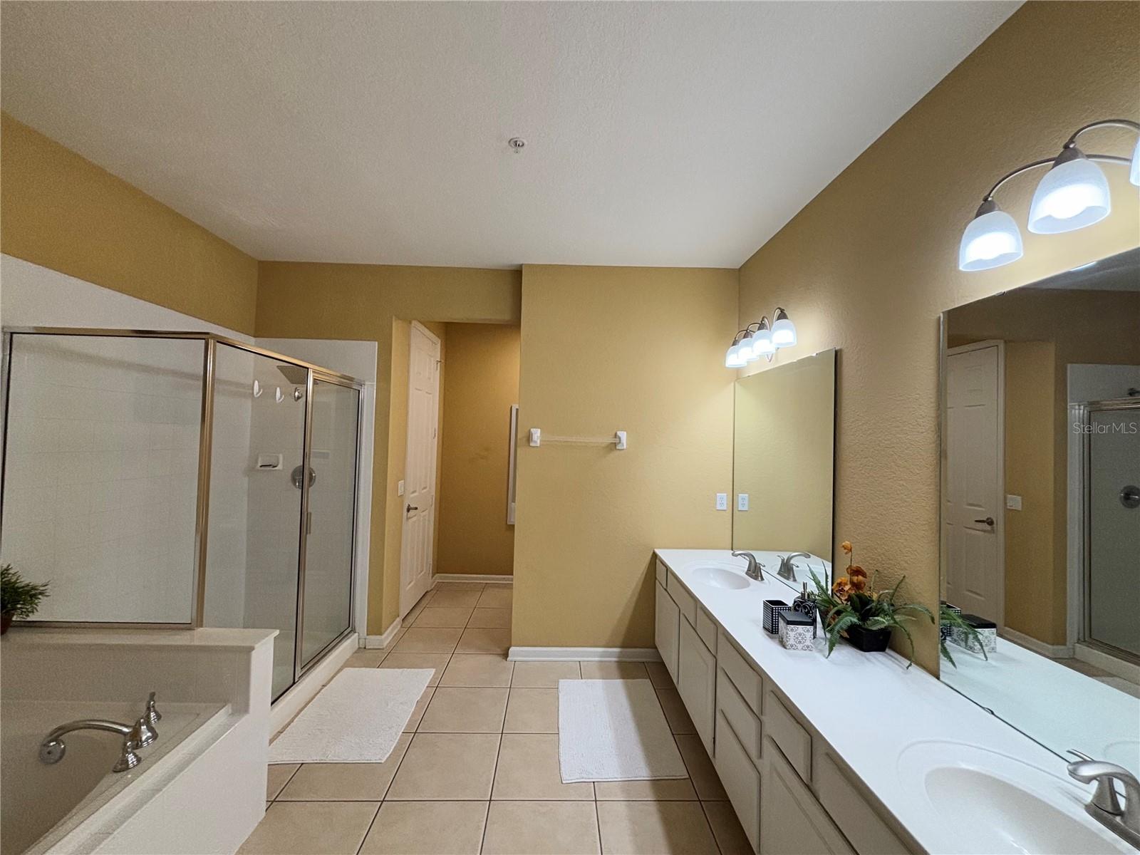 5048 Shoreway Loop #101 Property Photo 11