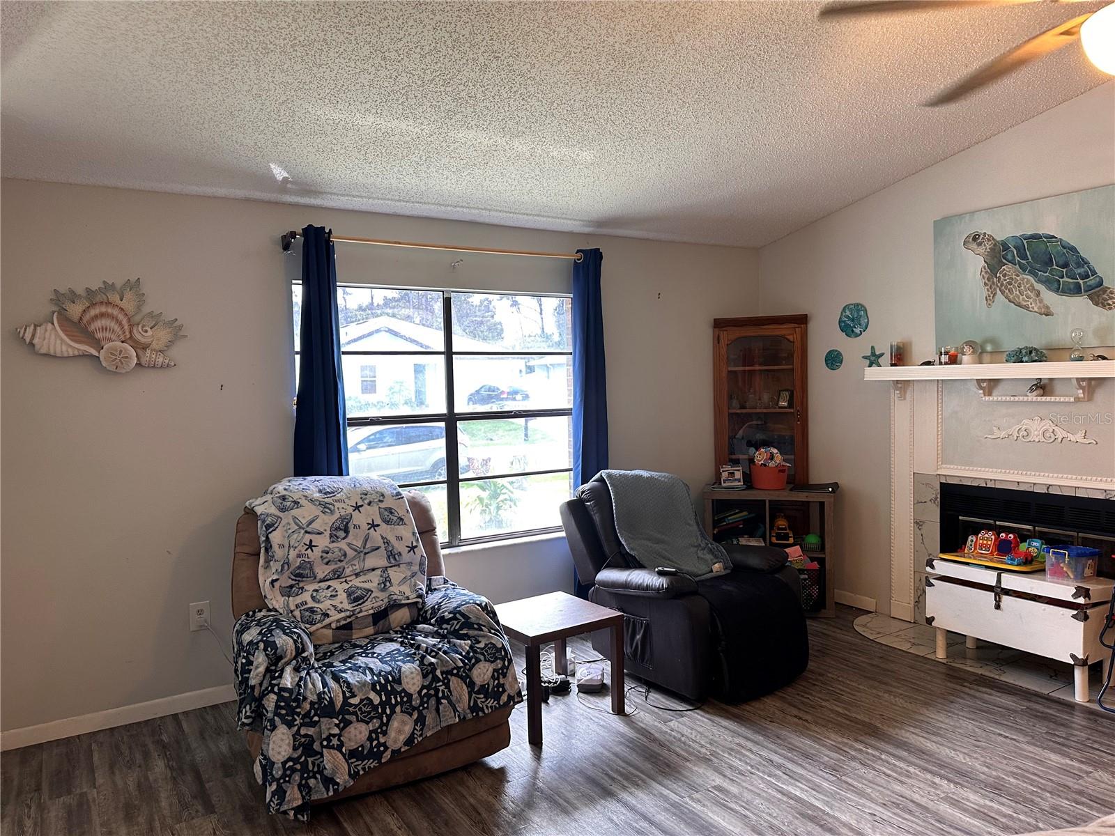 891 Merrimac St Se Property Photo 2