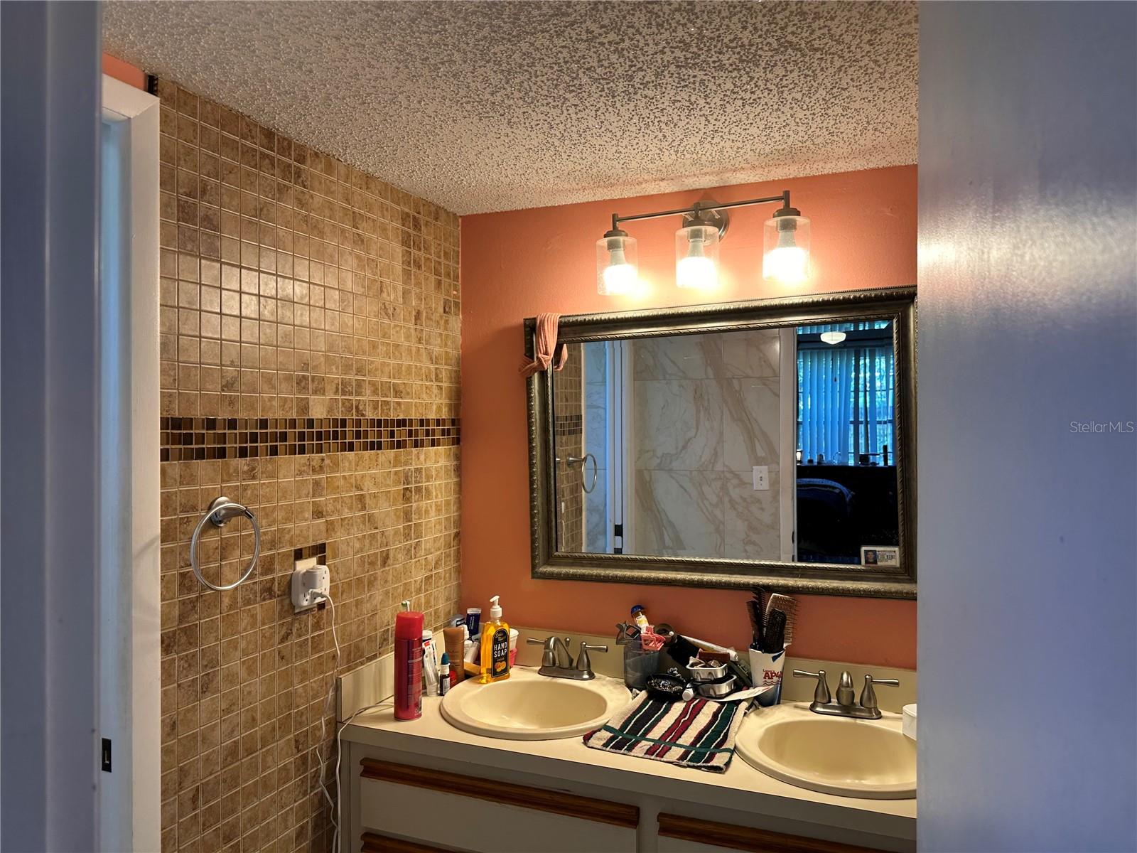 891 Merrimac St Se Property Photo 13