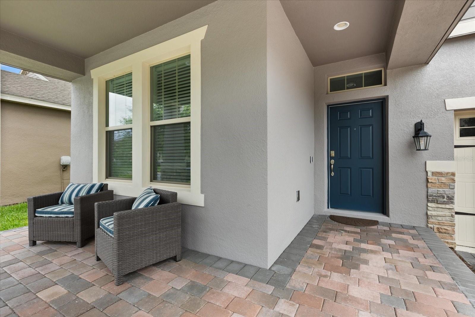 O6442104 Property Photo 2