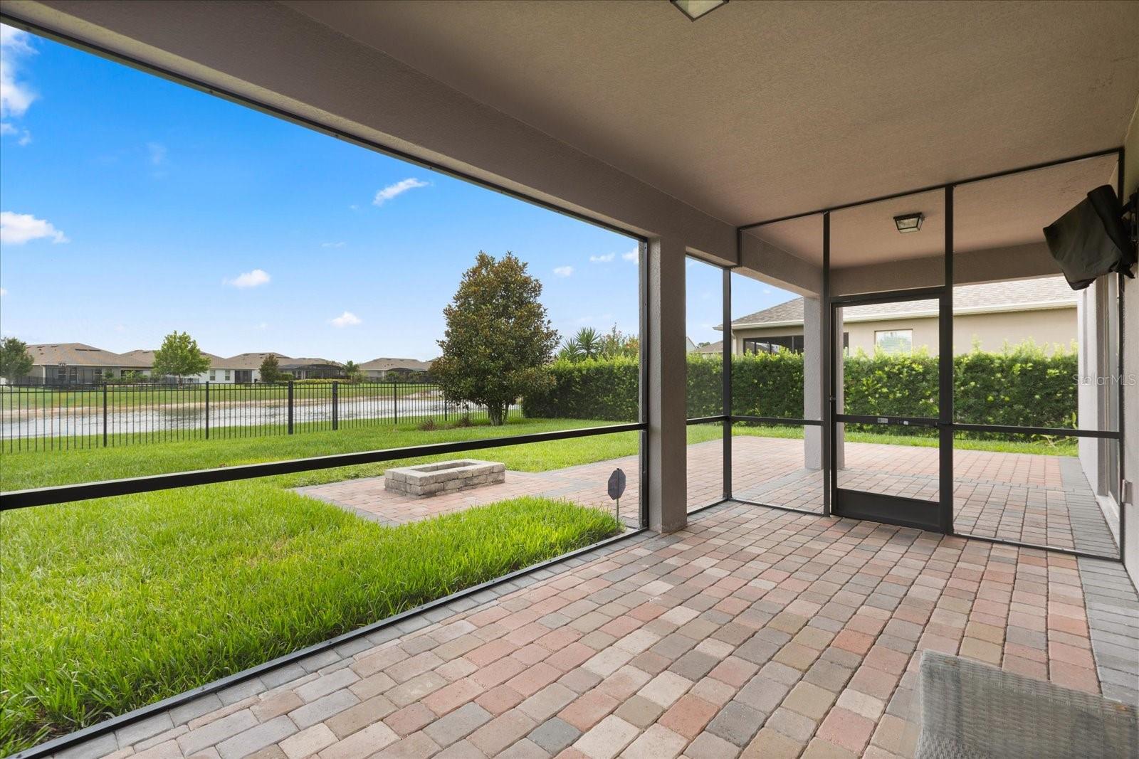 O6442104 Property Photo 3