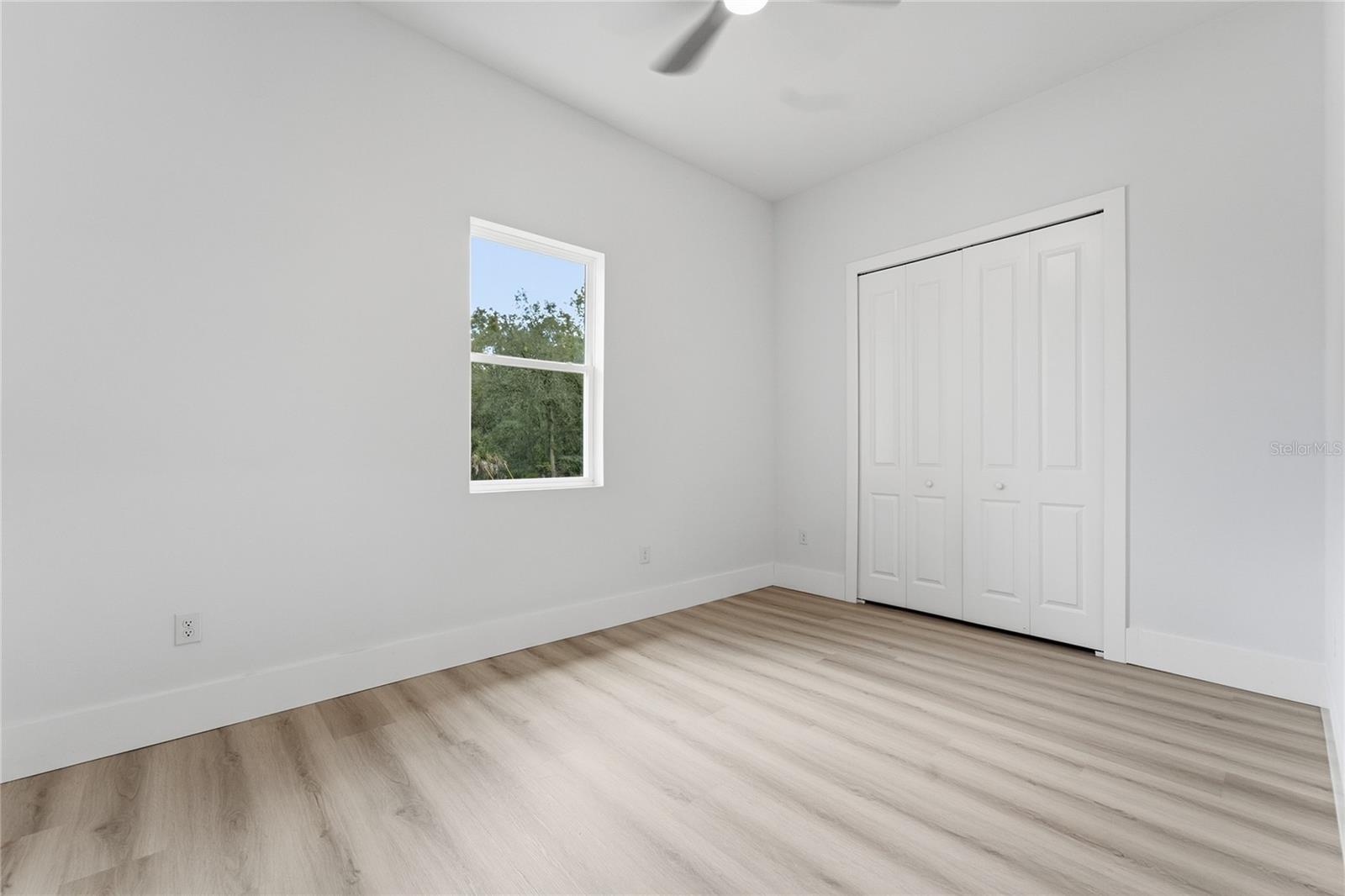 3812 E Walker St Property Photo 24