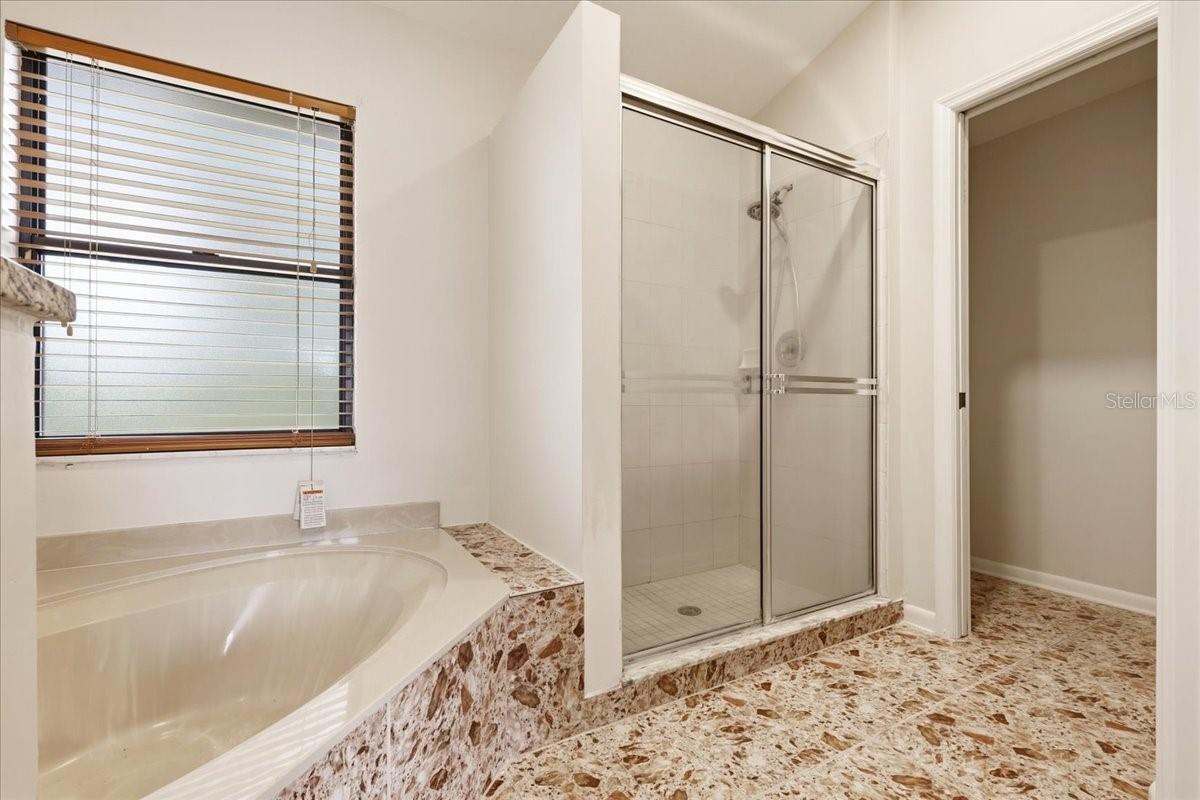 5045 Catspaw Ct Property Photo 28