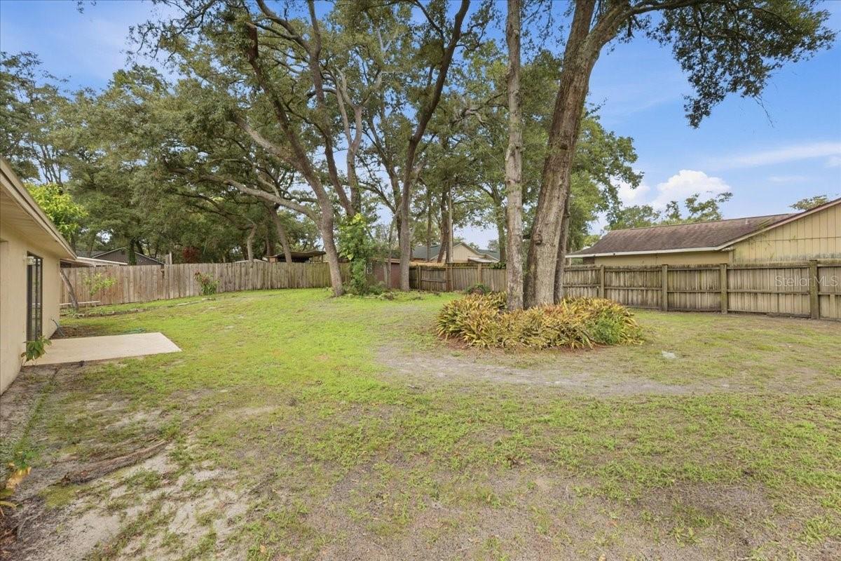 5045 Catspaw Ct Property Photo 35