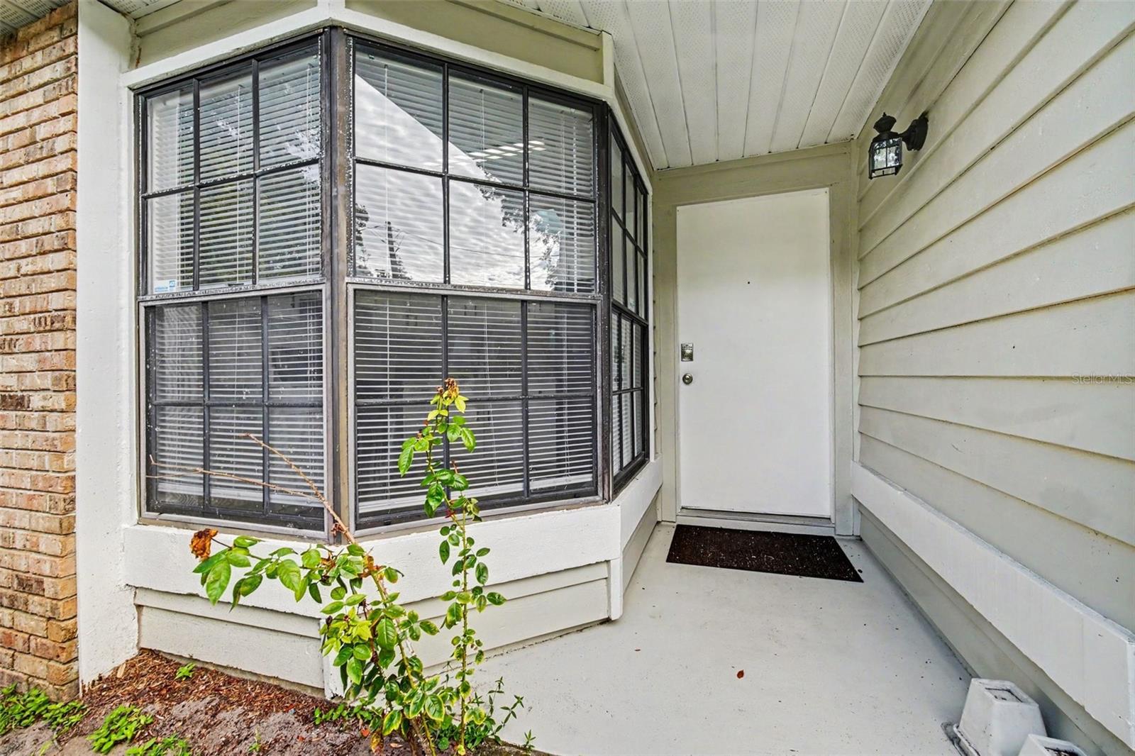 2362 Whitehorse St Property Photo 2