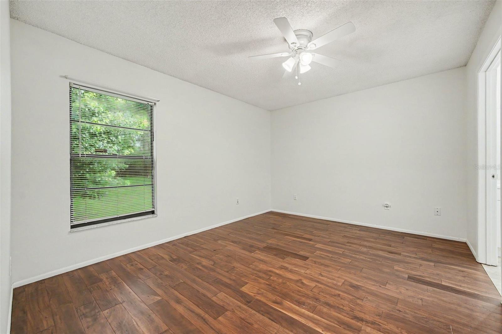 2362 Whitehorse St Property Photo 14