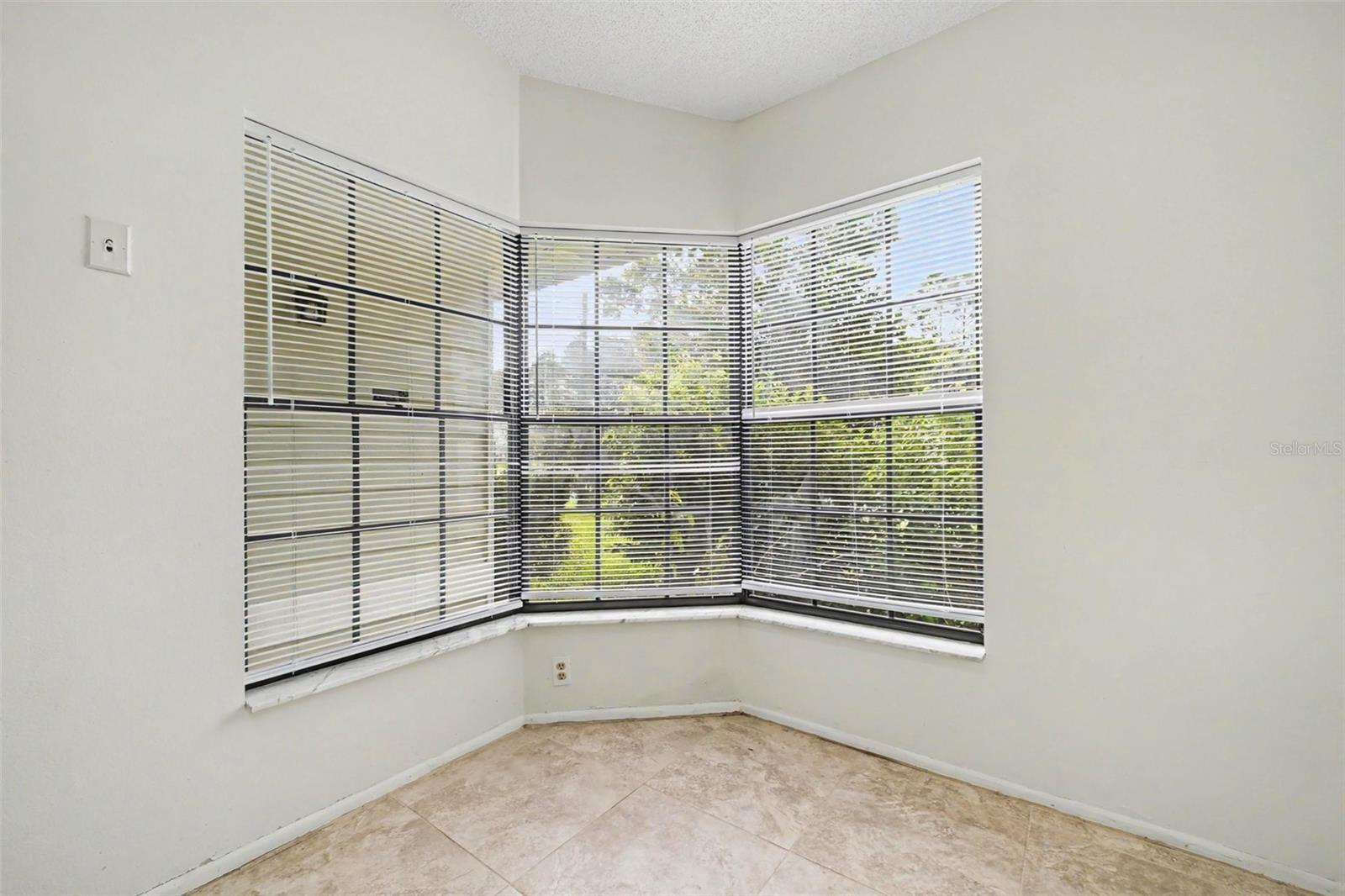 2362 Whitehorse St Property Photo 20