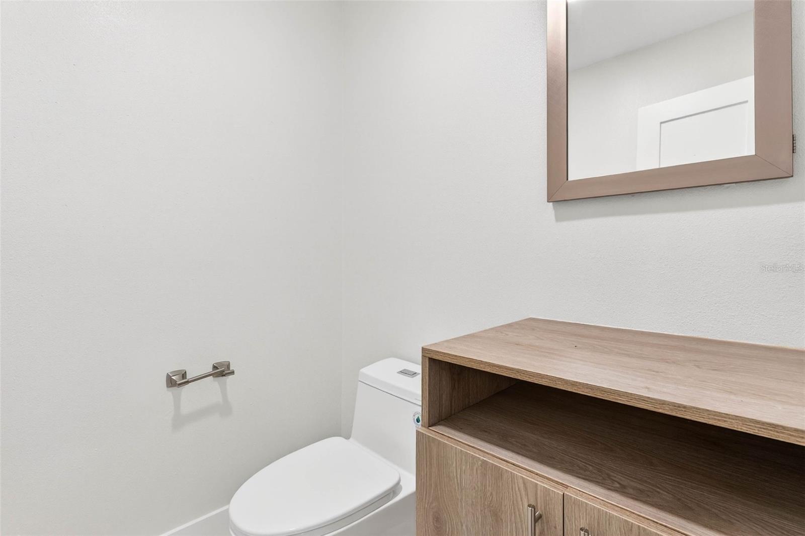 319 Midway Is Property Photo 19