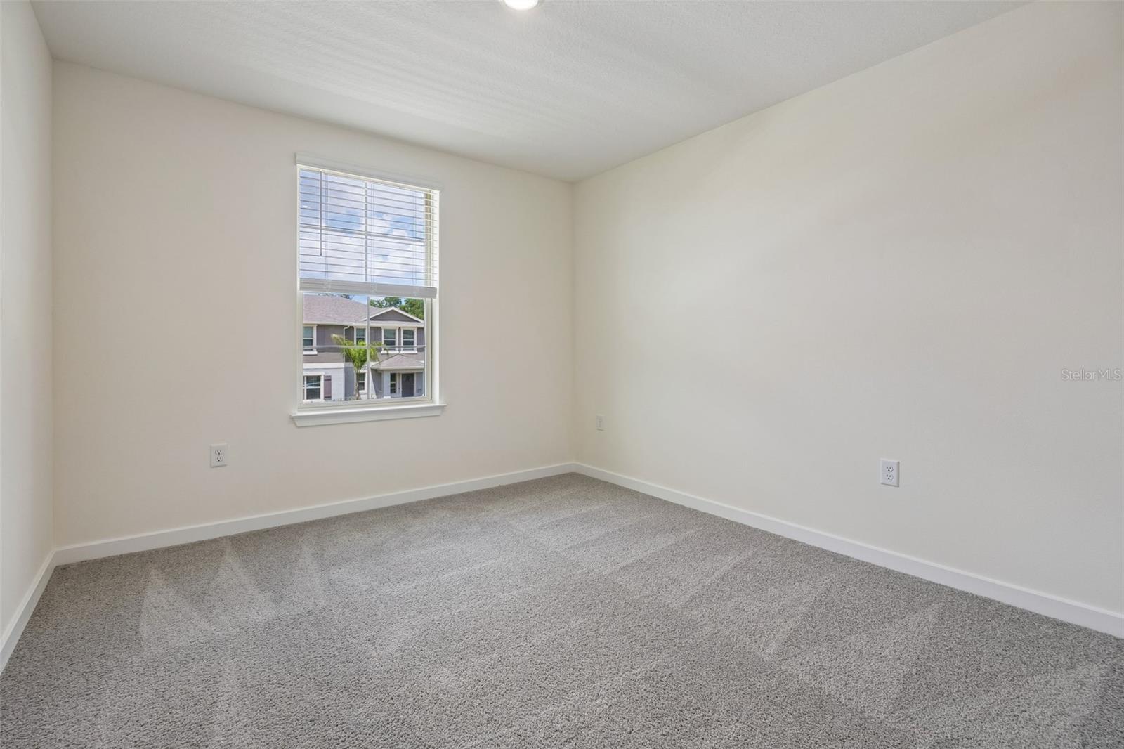 16570 Barbours Creek Way Property Photo 13