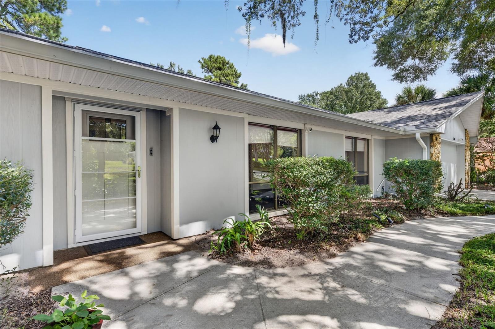 204 Riverbend Blvd Property Photo 3