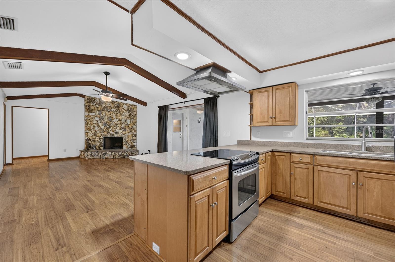 204 Riverbend Blvd Property Photo 19
