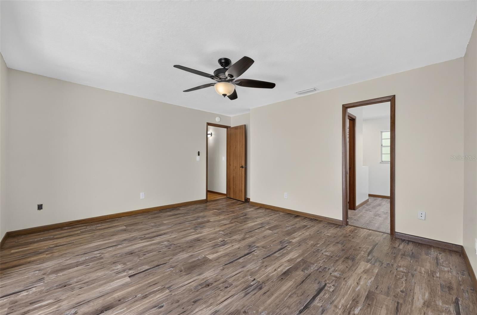 204 Riverbend Blvd Property Photo 28