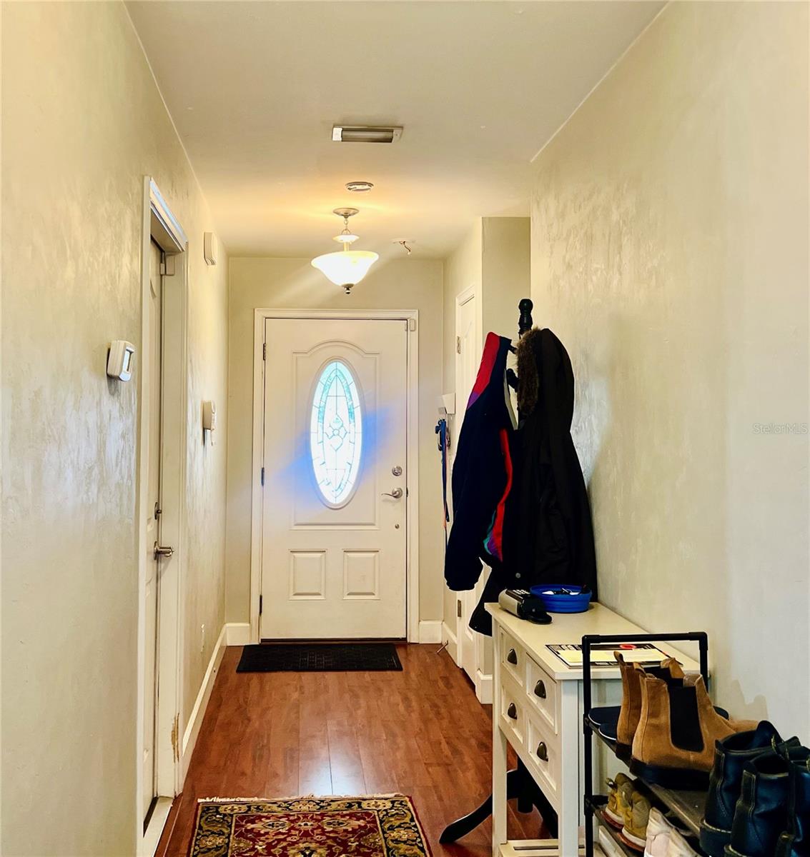 1714 Nw 9th St Property Photo 3