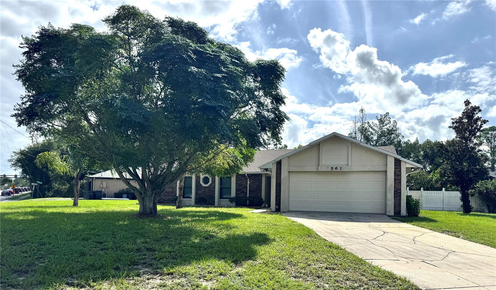 561 Glen Haven Dr Property Photo 1