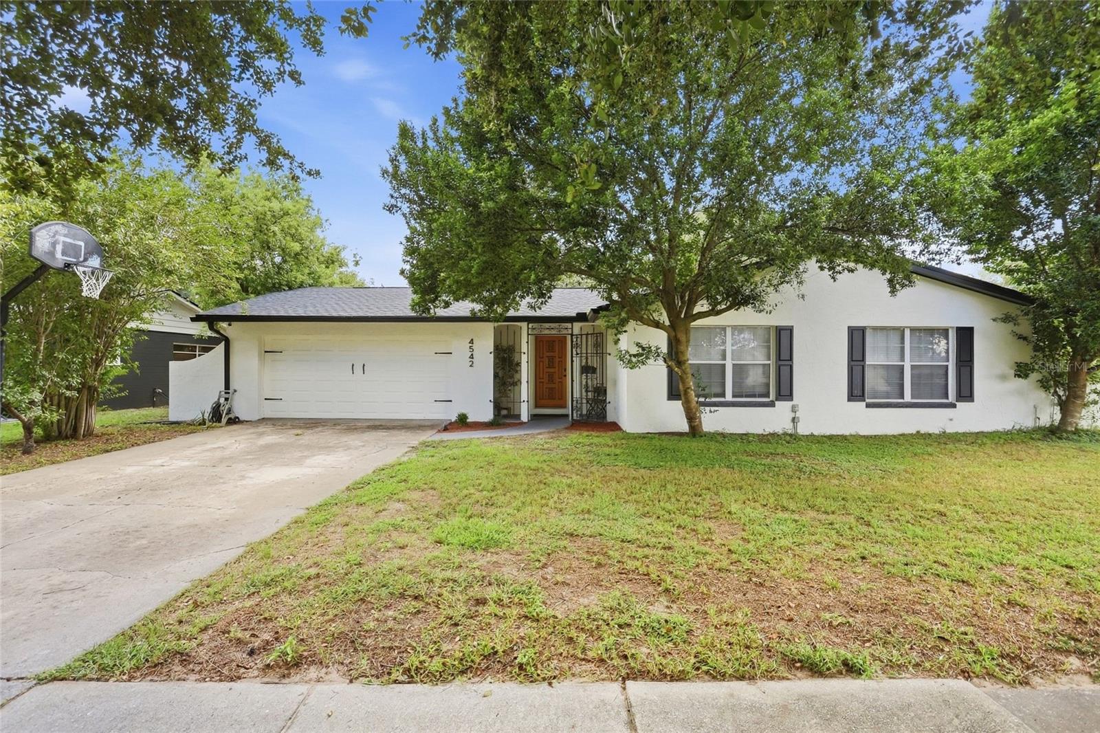 4542 Flagg St Property Photo 1