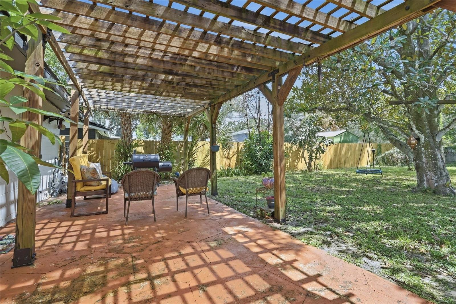 4542 Flagg St Property Photo 5
