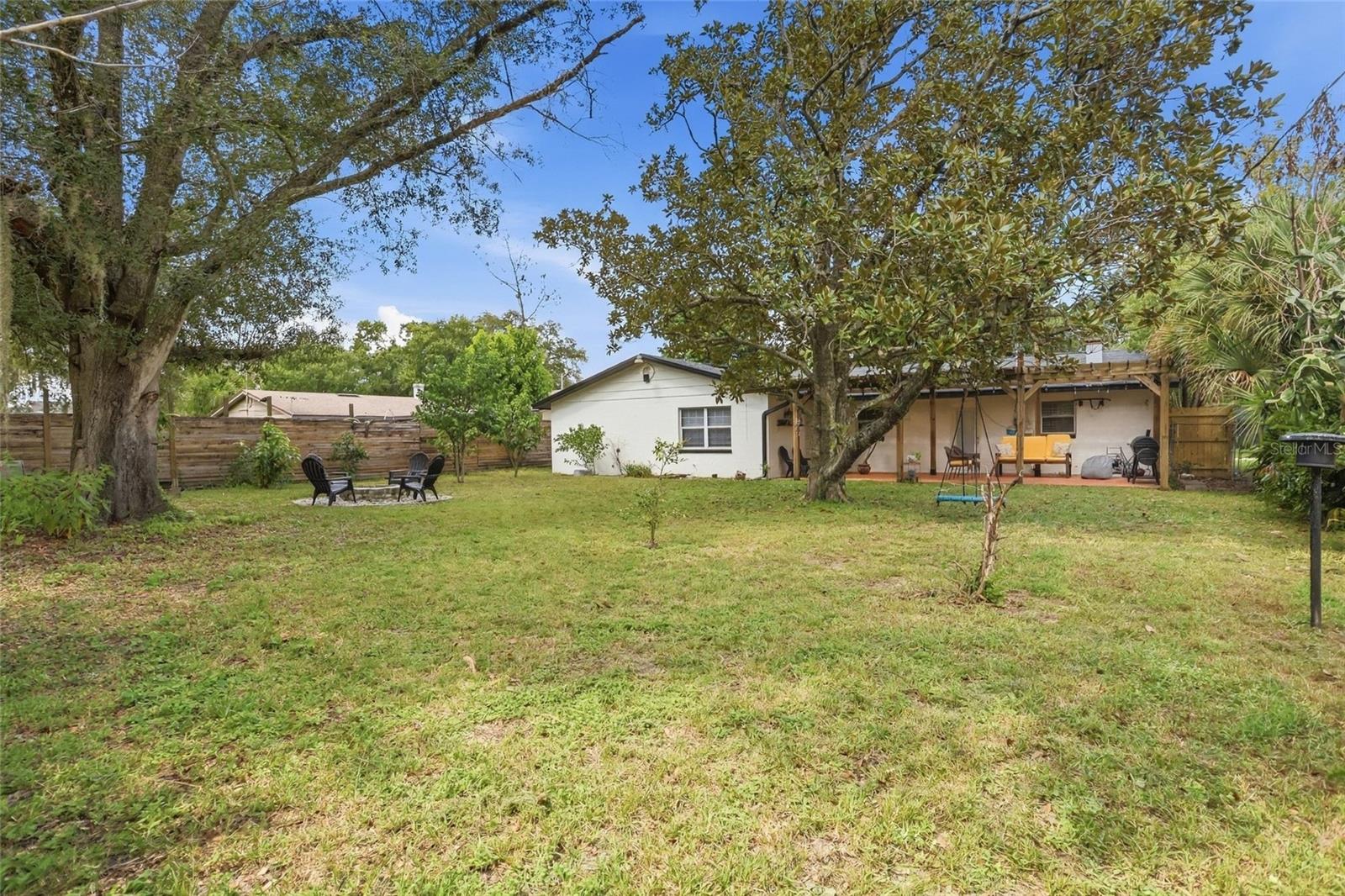 4542 Flagg St Property Photo 21