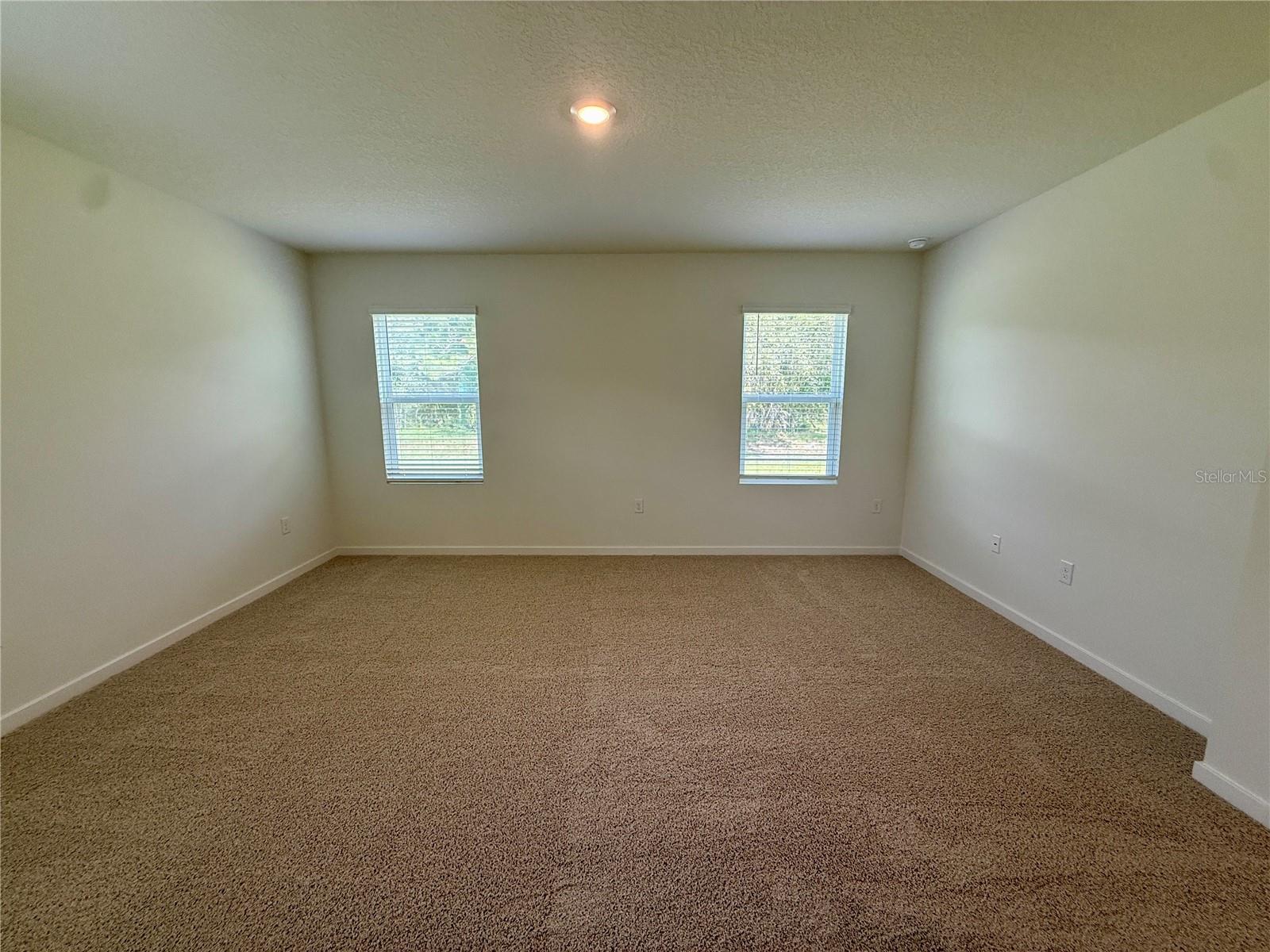 2504 Dorset Ct Property Photo 14