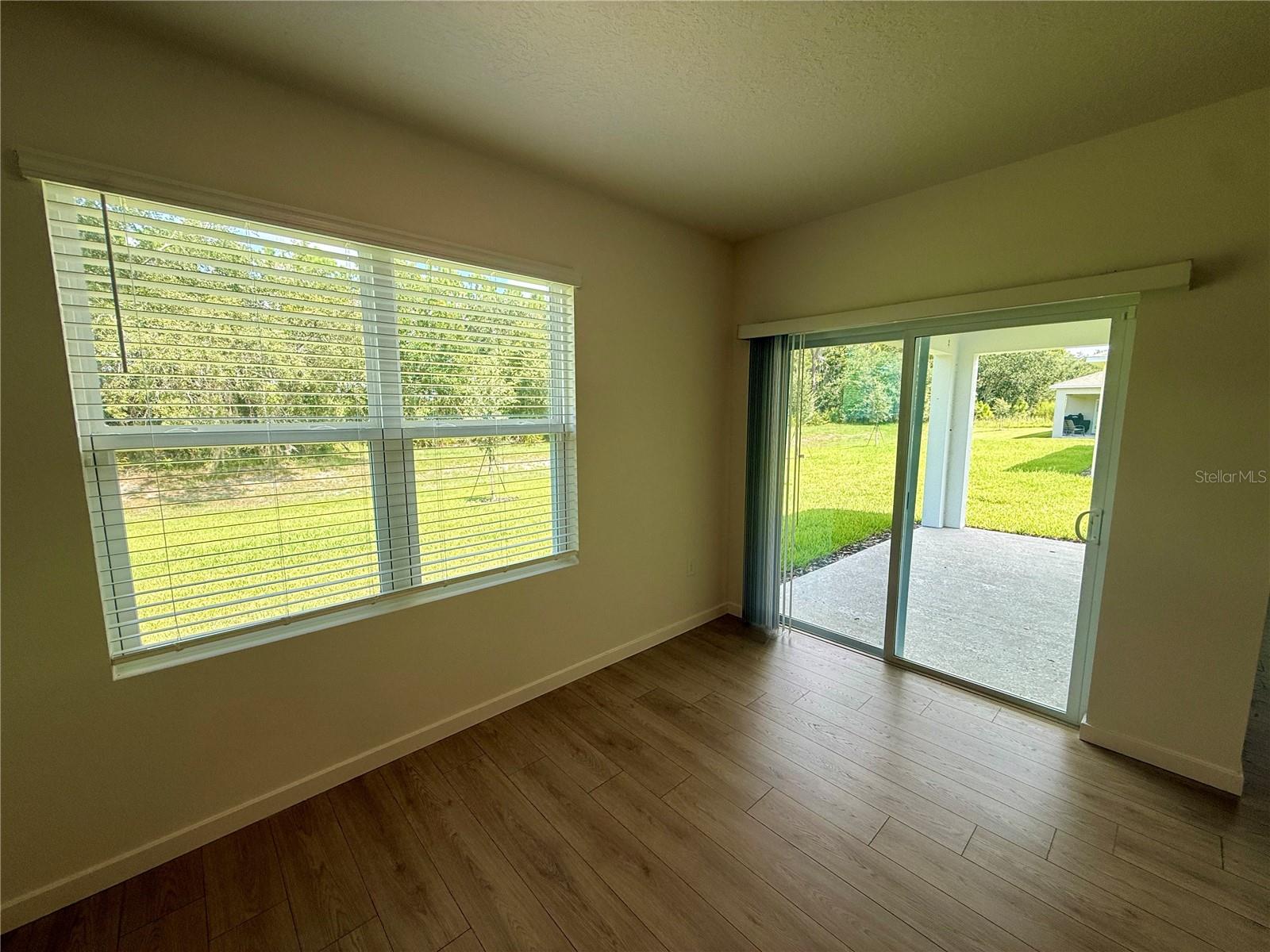 2504 Dorset Ct Property Photo 19