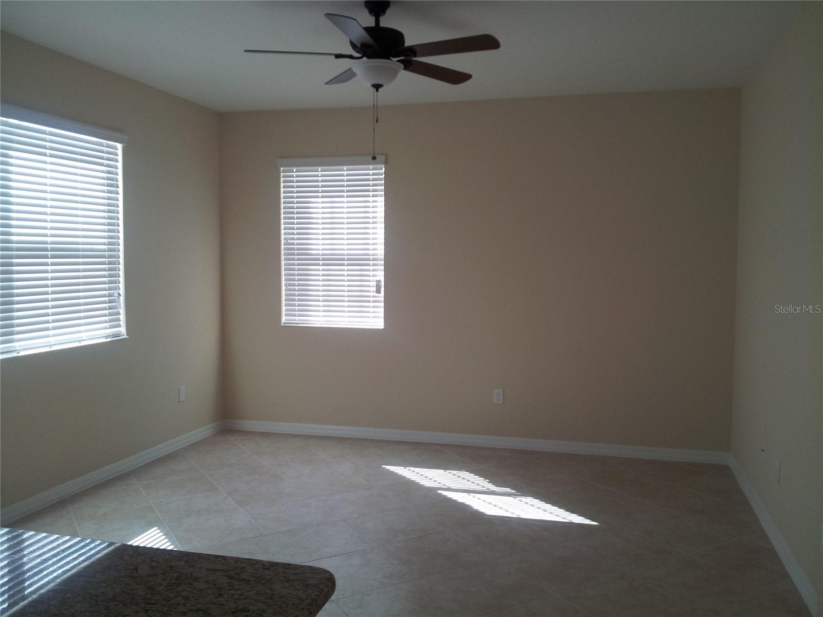 7651 Fordson Ln Property Photo 4