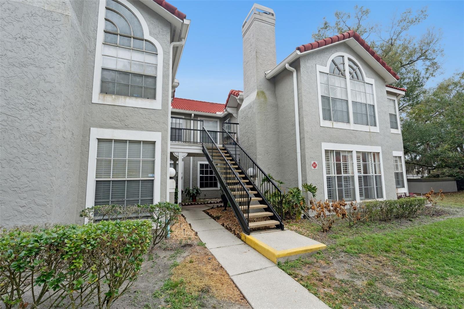 O6442222 Property Photo 1