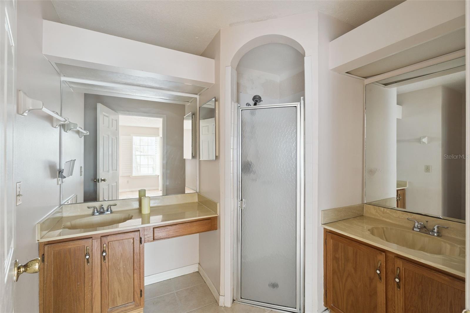 O6442222 Property Photo 13