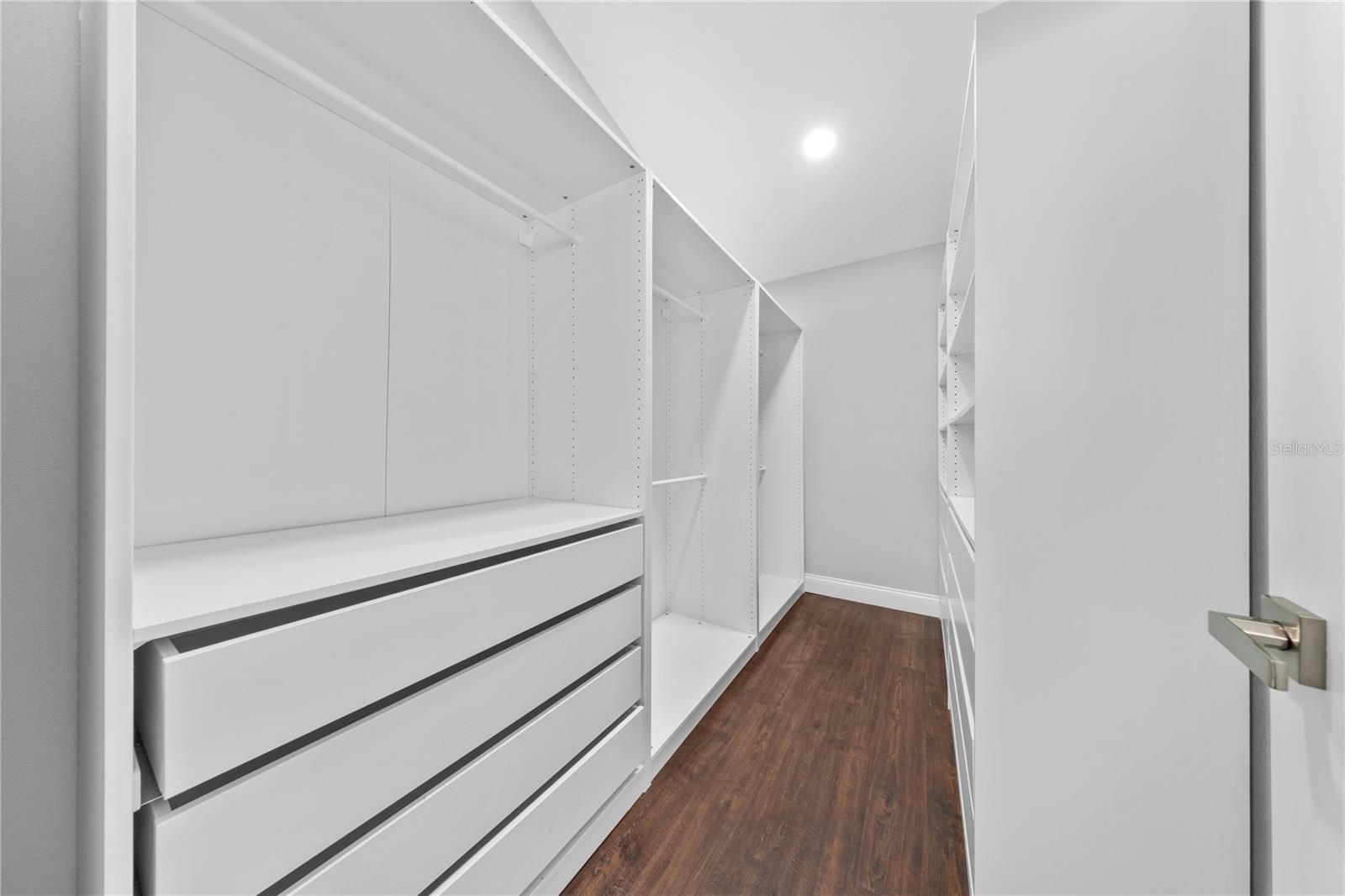 766 Andover Cir Property Photo 32